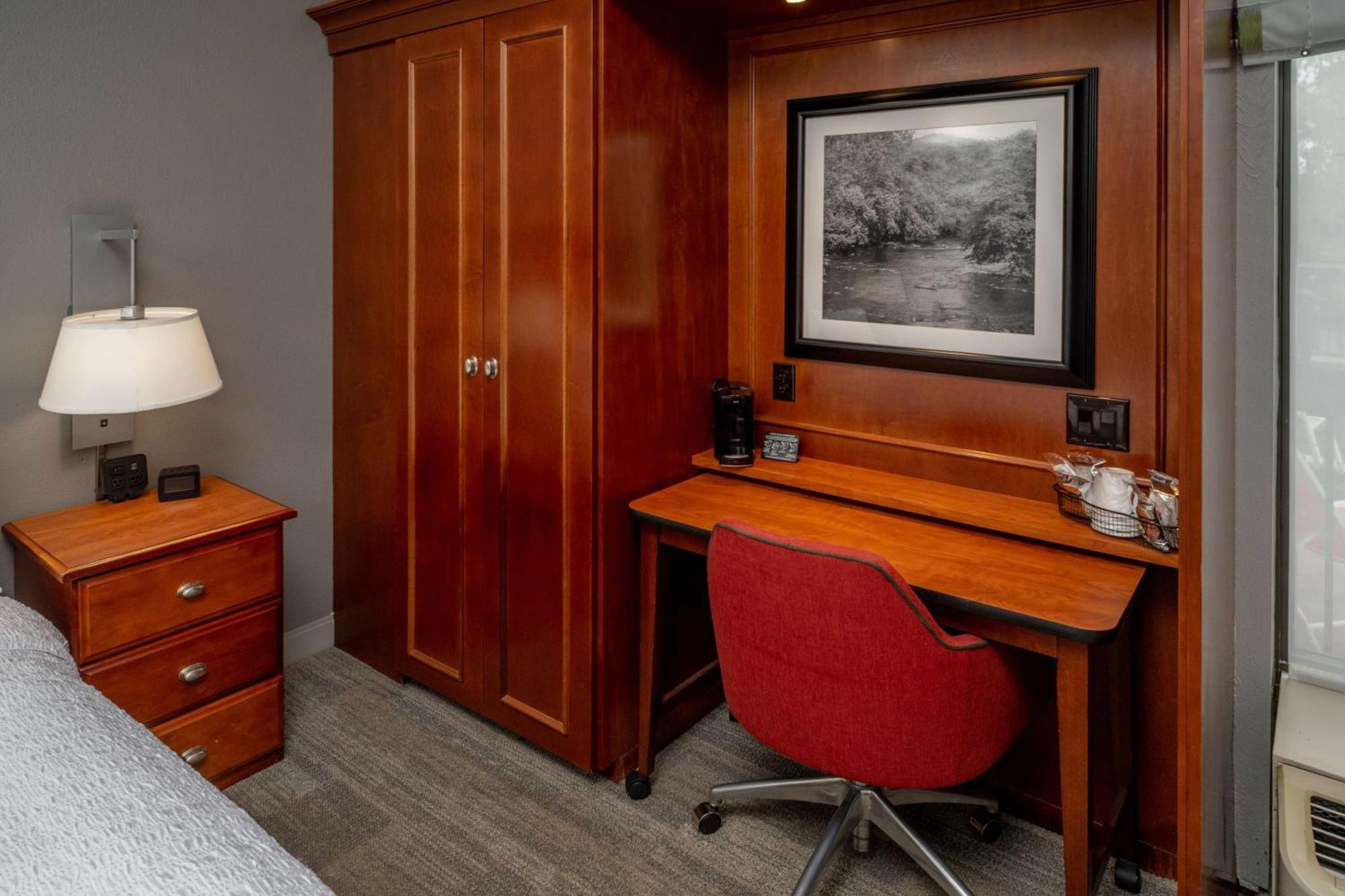 Hampton Inn Charleston Downtown Extérieur photo