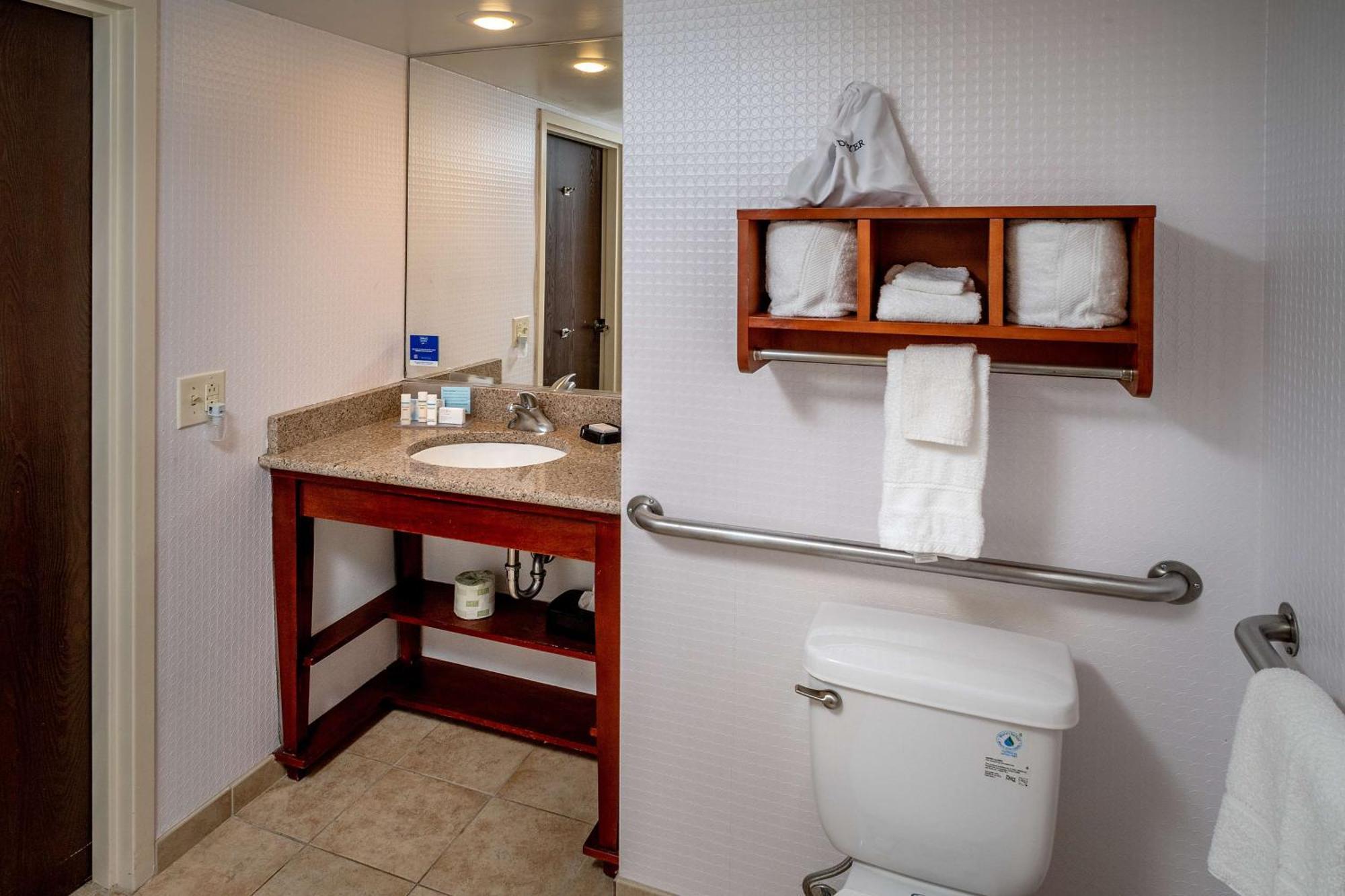 Hampton Inn Charleston Downtown Extérieur photo